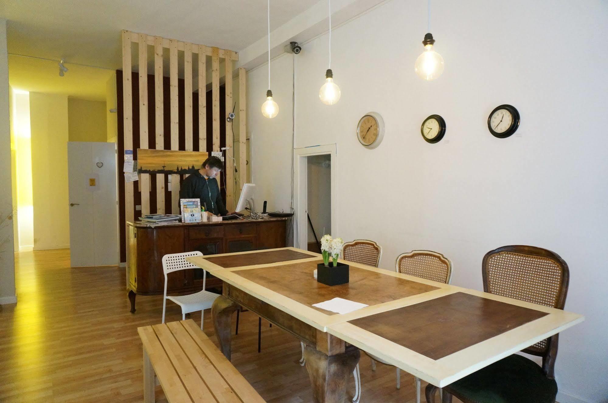 Camino B&B บาร์เซโลนา ภายนอก รูปภาพ