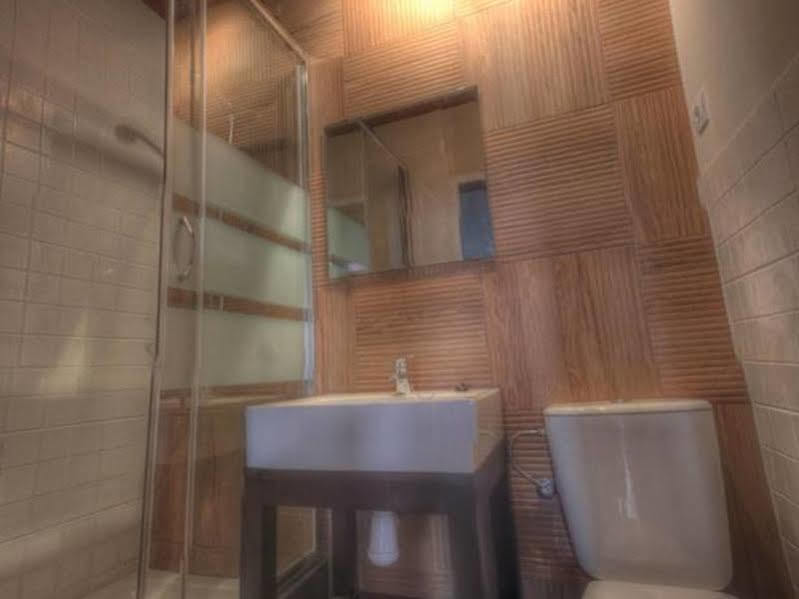 Camino B&B บาร์เซโลนา ภายนอก รูปภาพ